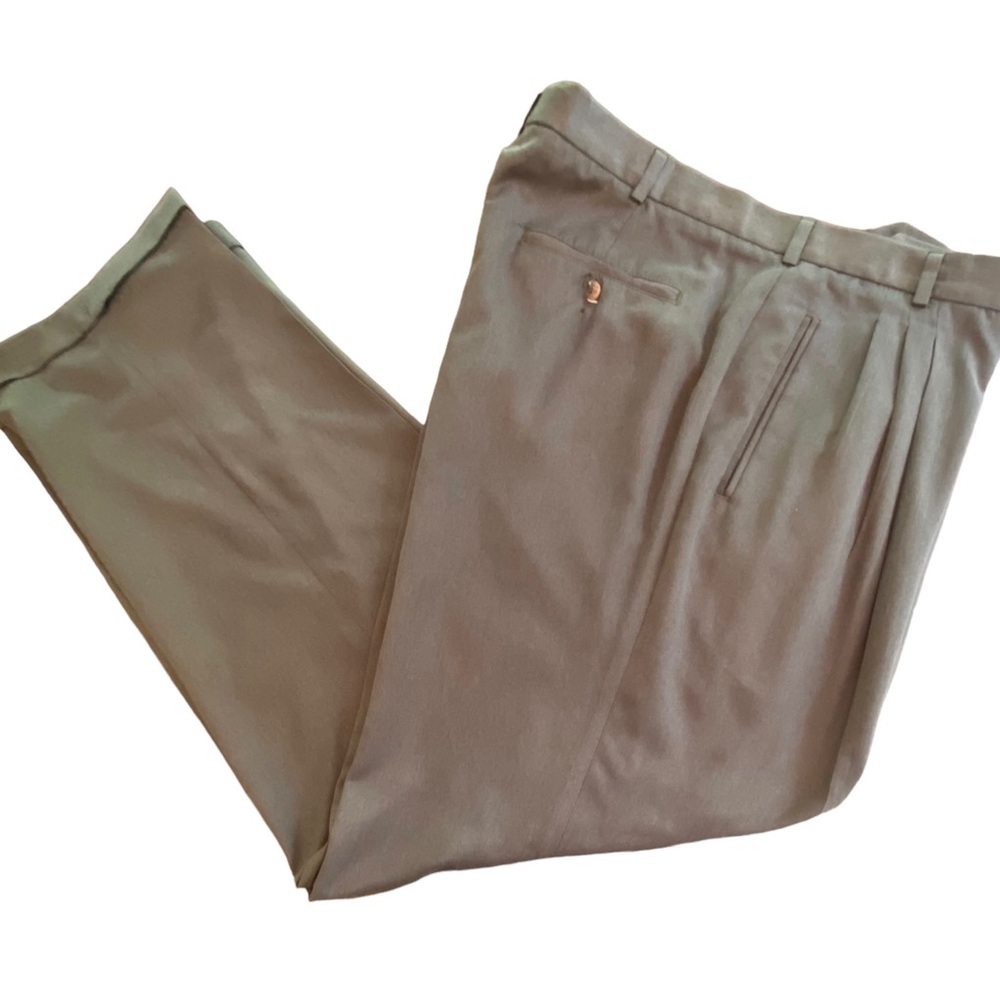Men’s Perry Ellis Portfolio Gray Dress Pants - Excellent Condition - Size 38/32